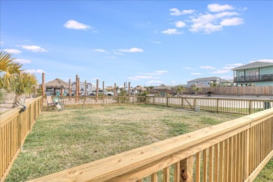 Lake House Community Pool, In Town, Dog Park,Wifi, Hammock Park! 5 Minutes to the Beach!, , on Gulf of Mexico - Port Aransas in Texas - Lakehouse Vacation Rental - Lake Home for rent on LakeHouseVacations.com