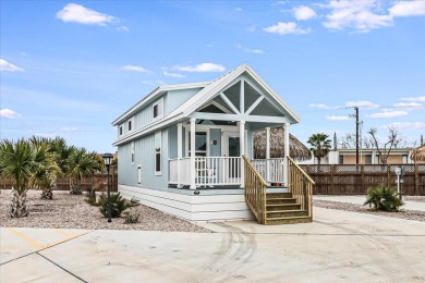 Lake House Community Pool, In Town, Dog Park,Wifi, Hammock Park! 5 Minutes to the Beach!, , on Gulf of Mexico - Port Aransas in Texas - Lakehouse Vacation Rental - Lake Home for rent on LakeHouseVacations.com