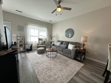 Lake House WillowTownhome close to the BEACH! , , on New River in North Carolina - Lakehouse Vacation Rental - Lake Home for rent on LakeHouseVacations.com