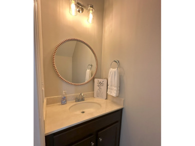 Lake House WillowTownhome close to the BEACH! , , on New River in North Carolina - Lakehouse Vacation Rental - Lake Home for rent on LakeHouseVacations.com