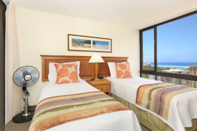 Lake House Ocean & Diamond Head Views! Full Kitchen, Lanai, 1 Free Parking! Sleeps 6, , on Oahu - Honolulu in Hawaii - Lakehouse Vacation Rental - Lake Home for rent on LakeHouseVacations.com