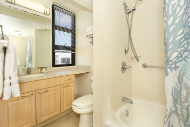 Lake House Ocean & Diamond Head Views! Full Kitchen, Lanai, 1 Free Parking! Sleeps 6, , on Oahu - Honolulu in Hawaii - Lakehouse Vacation Rental - Lake Home for rent on LakeHouseVacations.com