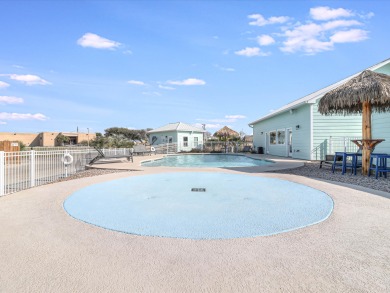 Lake House Community Pool, In Town, Dog Park,Wifi, Hammock Park! 5 Minutes to the Beach!, , on Gulf of Mexico - Port Aransas in Texas - Lakehouse Vacation Rental - Lake Home for rent on LakeHouseVacations.com