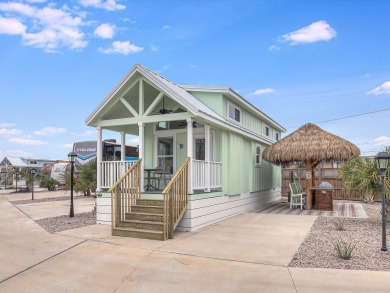 Lake House Community Pool, In Town, Dog Park,Wifi, Hammock Park! 5 Minutes to the Beach!, , on Gulf of Mexico - Port Aransas in Texas - Lakehouse Vacation Rental - Lake Home for rent on LakeHouseVacations.com