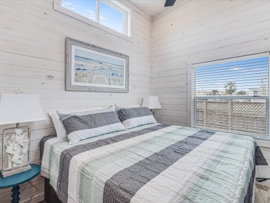 Lake House Community Pool, In Town, Dog Park,Wifi, Hammock Park! 5 Minutes to the Beach!, , on Gulf of Mexico - Port Aransas in Texas - Lakehouse Vacation Rental - Lake Home for rent on LakeHouseVacations.com