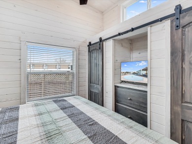 Lake House Community Pool, In Town, Dog Park,Wifi, Hammock Park! 5 Minutes to the Beach!, , on Gulf of Mexico - Port Aransas in Texas - Lakehouse Vacation Rental - Lake Home for rent on LakeHouseVacations.com