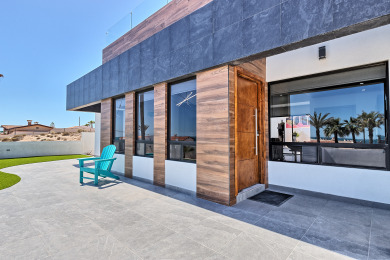 Lake House Sea La Vie Come and enjoy the stunning beach views from this luxurious home, , on  in Sonora - Lakehouse Vacation Rental - Lake Home for rent on LakeHouseVacations.com