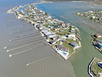 Lake House Pier, Underwater lights, Waterfront, Amazing Sunsets from this spacious home., , on Gulf of Mexico - Aransas Bay in Texas - Lakehouse Vacation Rental - Lake Home for rent on LakeHouseVacations.com