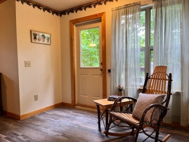 Lake House Virgil's Retreat Your Classic Smoky Mountain Hideaway!, , on Gatlinburg in Tennessee - Lakehouse Vacation Rental - Lake Home for rent on LakeHouseVacations.com