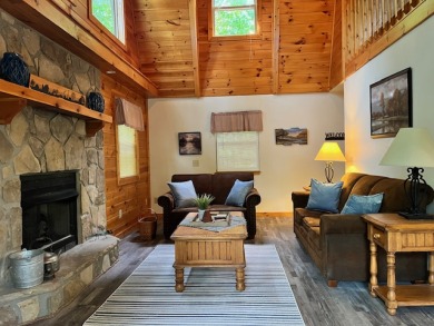 Lake House Virgil's Retreat Your Classic Smoky Mountain Hideaway!, , on Gatlinburg in Tennessee - Lakehouse Vacation Rental - Lake Home for rent on LakeHouseVacations.com