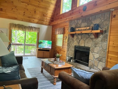 Lake House Virgil's Retreat Your Classic Smoky Mountain Hideaway!, , on Gatlinburg in Tennessee - Lakehouse Vacation Rental - Lake Home for rent on LakeHouseVacations.com