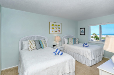 Lake House Breathtaking Views 2 Bed 2 Bath Siesta Key Steps to Beach, , on  in Florida - Lakehouse Vacation Rental - Lake Home for rent on LakeHouseVacations.com