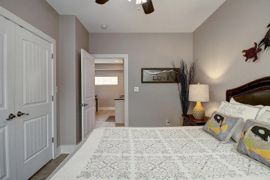 Lake House Charming bungalow with full kitchen and living area!, , on Gulf of Mexico - Port Aransas in Texas - Lakehouse Vacation Rental - Lake Home for rent on LakeHouseVacations.com