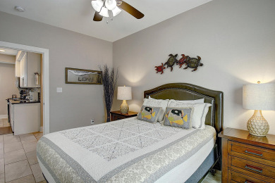 Lake House Charming bungalow with full kitchen and living area!, , on Gulf of Mexico - Port Aransas in Texas - Lakehouse Vacation Rental - Lake Home for rent on LakeHouseVacations.com