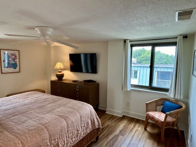 Lake House Ocean One 423 - 2BR2Bath Direct Oceanfront 4th Floor, , on Atlantic Ocean - Hilton Head Island in South Carolina - Lakehouse Vacation Rental - Lake Home for rent on LakeHouseVacations.com