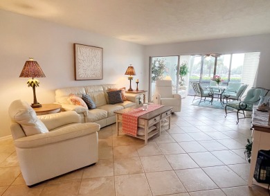 Lake House Charming 2 Bed 2 Bath Ground Floor Steps to Siesta Key Beach, , on  in Florida - Lakehouse Vacation Rental - Lake Home for rent on LakeHouseVacations.com