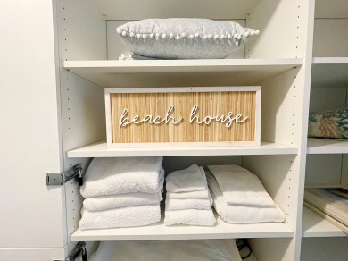 Lake House Charming 2 Bed 2 Bath Ground Floor Steps to Siesta Key Beach, , on  in Florida - Lakehouse Vacation Rental - Lake Home for rent on LakeHouseVacations.com