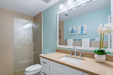Lake House Elegant Coastal Living 1 Bed 1 Bath Siesta Key Retreat , , on  in Florida - Lakehouse Vacation Rental - Lake Home for rent on LakeHouseVacations.com