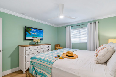 Lake House Elegant Coastal Living 1 Bed 1 Bath Siesta Key Retreat , , on  in Florida - Lakehouse Vacation Rental - Lake Home for rent on LakeHouseVacations.com