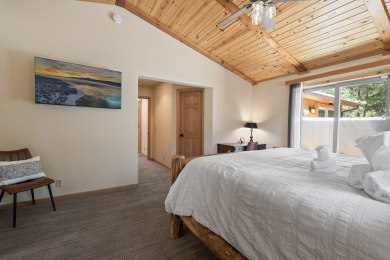 Lake House GORGEOUS 5-Star cabin. Walk to LAKE and VILLAGE. Game Room and Hot Tub, , on Big Bear Lake in California - Lakehouse Vacation Rental - Lake Home for rent on LakeHouseVacations.com