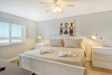 Lake House Breathtaking Siesta Key Beach Gulf Views 2 Bed 2 Bath 100 Steps to Beach, , on  in Florida - Lakehouse Vacation Rental - Lake Home for rent on LakeHouseVacations.com