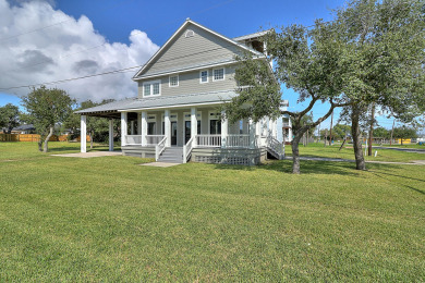 Lake House Barefoot Pelican! Gorgeous 4 bedroom 3.5 bath home in the heart of Rockport!, , on Gulf of Mexico - Aransas Bay in Texas - Lakehouse Vacation Rental - Lake Home for rent on LakeHouseVacations.com