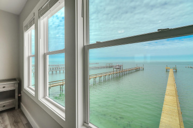 Lake House Soggy Pollards! On Copano Bay! Waterfront! Private 250 ft. lighted pier!, , on Gulf of Mexico - Aransas Bay in Texas - Lakehouse Vacation Rental - Lake Home for rent on LakeHouseVacations.com
