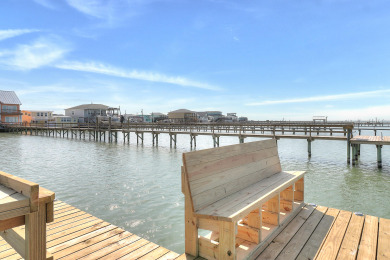 Lake House Soggy Pollards! On Copano Bay! Waterfront! Private 250 ft. lighted pier!, , on Gulf of Mexico - Aransas Bay in Texas - Lakehouse Vacation Rental - Lake Home for rent on LakeHouseVacations.com