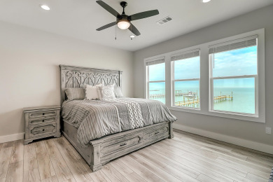 Lake House Soggy Pollards! On Copano Bay! Waterfront! Private 250 ft. lighted pier!, , on Gulf of Mexico - Aransas Bay in Texas - Lakehouse Vacation Rental - Lake Home for rent on LakeHouseVacations.com