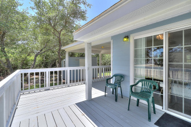 Lake House Private deck, boat parking, 2 bedroom 2 bath coastal cottage in Holiday Beach, , on Gulf of Mexico - Aransas Bay in Texas - Lakehouse Vacation Rental - Lake Home for rent on LakeHouseVacations.com