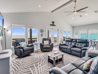 Lake House Waterfront, private lighted pier, kayaks, stand up paddle boards!, , on Gulf of Mexico - Aransas Bay in Texas - Lakehouse Vacation Rental - Lake Home for rent on LakeHouseVacations.com