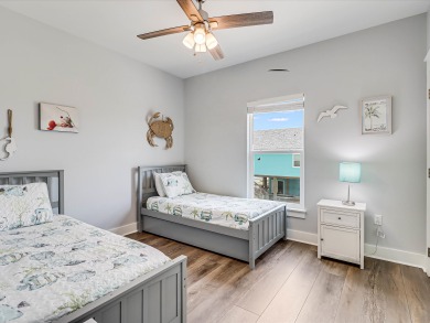 Lake House Waterfront, private lighted pier, kayaks, stand up paddle boards!, , on Gulf of Mexico - Aransas Bay in Texas - Lakehouse Vacation Rental - Lake Home for rent on LakeHouseVacations.com