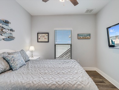 Lake House Waterfront, private lighted pier, kayaks, stand up paddle boards!, , on Gulf of Mexico - Aransas Bay in Texas - Lakehouse Vacation Rental - Lake Home for rent on LakeHouseVacations.com