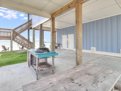 Lake House Waterfront, private lighted pier, kayaks, stand up paddle boards!, , on Gulf of Mexico - Aransas Bay in Texas - Lakehouse Vacation Rental - Lake Home for rent on LakeHouseVacations.com