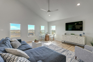 Lake House Gorgeous 32 home with amazing waterviews! Veteran Owned Business, , on Gulf of Mexico - Aransas Bay in Texas - Lakehouse Vacation Rental - Lake Home for rent on LakeHouseVacations.com