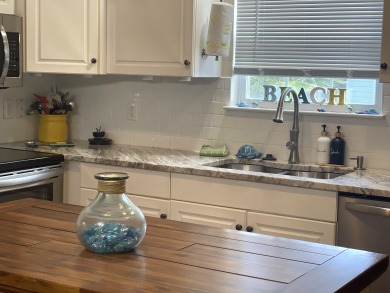Lake House Fall Getaway awaits at The Rookery-private cottage-heated pool, , on Gulf of Mexico - Gulf Shores in Alabama - Lakehouse Vacation Rental - Lake Home for rent on LakeHouseVacations.com