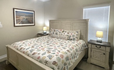 Lake House Fall Getaway awaits at The Rookery-private cottage-heated pool, , on Gulf of Mexico - Gulf Shores in Alabama - Lakehouse Vacation Rental - Lake Home for rent on LakeHouseVacations.com