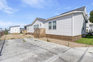 Lake House Waterfront Haven Private Dock, , on Atlantic Ocean - Surf City in North Carolina - Lakehouse Vacation Rental - Lake Home for rent on LakeHouseVacations.com