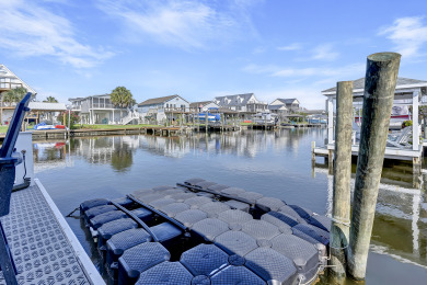 Lake House Waterfront Haven Private Dock, , on Atlantic Ocean - Surf City in North Carolina - Lakehouse Vacation Rental - Lake Home for rent on LakeHouseVacations.com