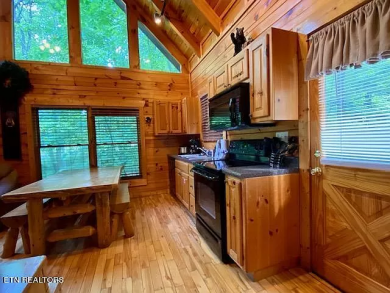 Lake House A Slice of Heaven Experience a Little Piece of Smoky Mountain Magic!, , on Douglas Lake in Tennessee - Lakehouse Vacation Rental - Lake Home for rent on LakeHouseVacations.com