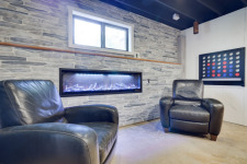 Lakehouse Vacation Rental - Lake Homes for rent on LakeHouseVacations.com, Lake property, Lake House Lake House Lakefront Contemporary- Game Room, Dock, Deck, Wifi, Boats, Ac, Dog Friendly!!!, Electric Fireplace and Connect 4, on Lake Carobeth in Pennsylvania - Lakehouse Vacation Rental - Lake Home for rent on LakeHouseVacations.com