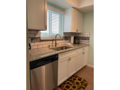 Lake House Prestine 1 Bed 1 Bath at Siesta Key Beach with Gulf Views Steps to Beach, , on  in Florida - Lakehouse Vacation Rental - Lake Home for rent on LakeHouseVacations.com