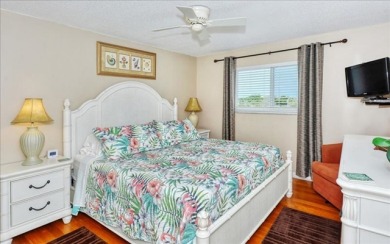 Lake House Prestine 1 Bed 1 Bath at Siesta Key Beach with Gulf Views Steps to Beach, , on  in Florida - Lakehouse Vacation Rental - Lake Home for rent on LakeHouseVacations.com
