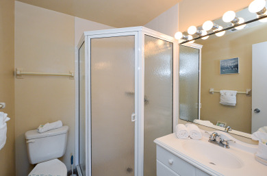 Lake House Siesta Key 2 Bed 2 Bath Gem Steps to the Sand and Surf, , on  in Florida - Lakehouse Vacation Rental - Lake Home for rent on LakeHouseVacations.com