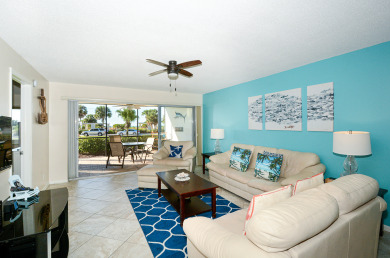 Lake House Siesta Key 2 Bed 2 Bath Gem Steps to the Sand and Surf, , on  in Florida - Lakehouse Vacation Rental - Lake Home for rent on LakeHouseVacations.com