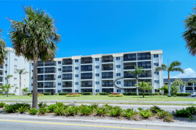 Lake House Siesta Key Beach 2 Bed 2 Bath with Gulf Views Steps to Beach, , on  in Florida - Lakehouse Vacation Rental - Lake Home for rent on LakeHouseVacations.com