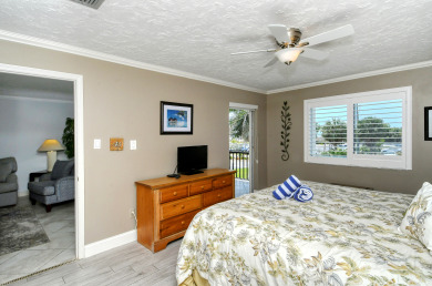 Lake House Siesta Key Beach 2 Bed 2 Bath with Gulf Views Steps to Beach, , on  in Florida - Lakehouse Vacation Rental - Lake Home for rent on LakeHouseVacations.com