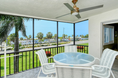 Lake House Siesta Key Beach 2 Bed 2 Bath with Gulf Views Steps to Beach, , on  in Florida - Lakehouse Vacation Rental - Lake Home for rent on LakeHouseVacations.com