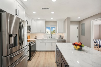 Lake House Professionally Decorated 2 Bed 2 Bath at Siesta Key Beach with Gulf Views , , on  in Florida - Lakehouse Vacation Rental - Lake Home for rent on LakeHouseVacations.com