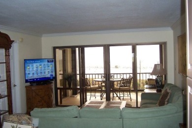 Lake House Sunsets and Sand Siesta Key Beach Top Floor 2 Bed 2 Bath Steps to Beach, , on  in Florida - Lakehouse Vacation Rental - Lake Home for rent on LakeHouseVacations.com